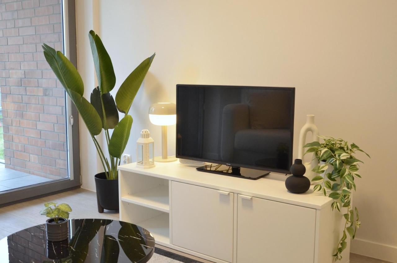 Green Estate Old Town Apartment, Private Parking, Balcony Gdansk Bagian luar foto
