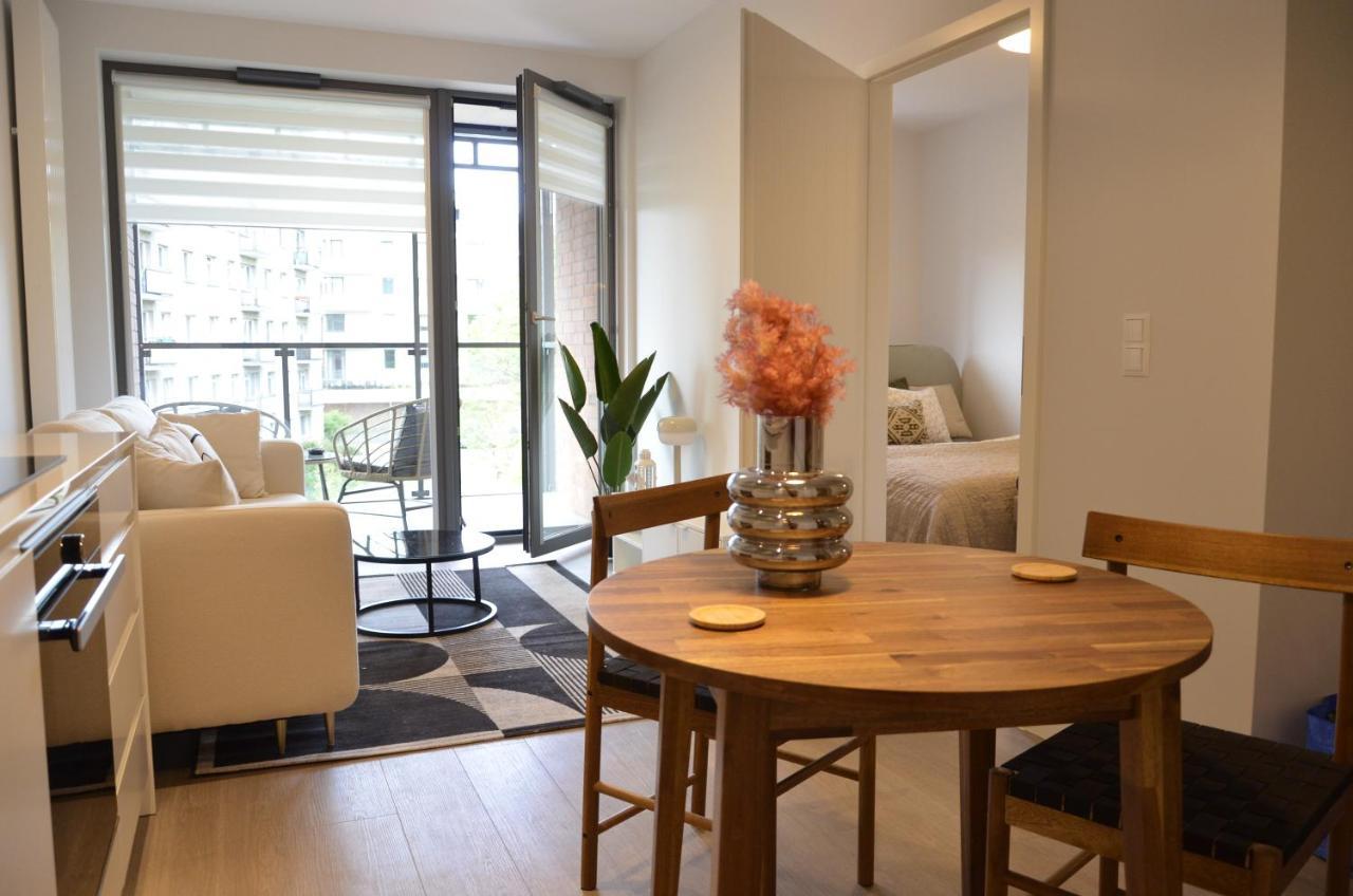 Green Estate Old Town Apartment, Private Parking, Balcony Gdansk Bagian luar foto